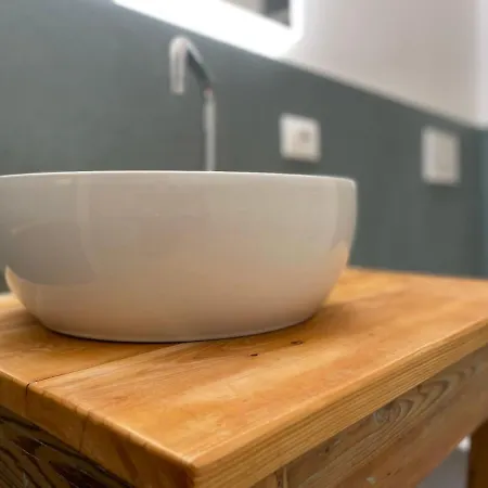 Due Di Tutto Appartamento *